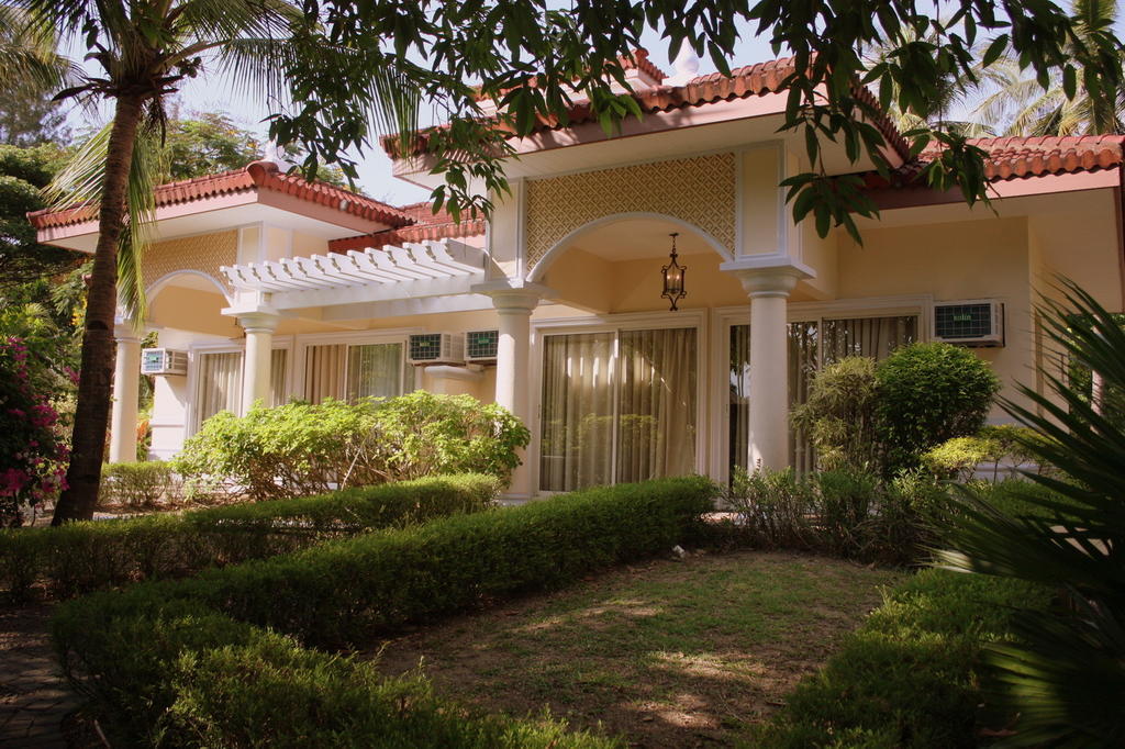 Club Morocco Resort And Country Club Subic Kamer foto